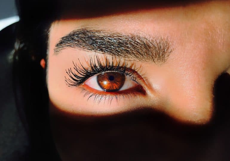 Eyebrow And Eyelash Tinting For Bolder & Brighter Eyes